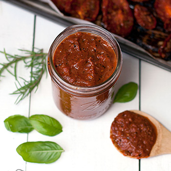 Homemade Roasted Tomato Sauce | Kim's Healthy Eats